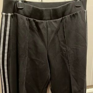 * LAST PAIR ! …Women’s AVIA Sweat Pants